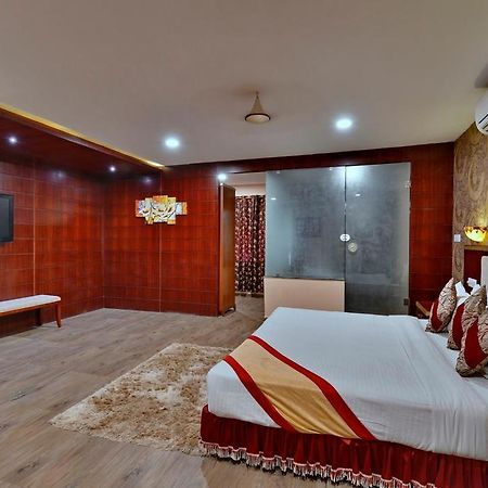Bilāspur Hotel Silver Oak מראה חיצוני תמונה