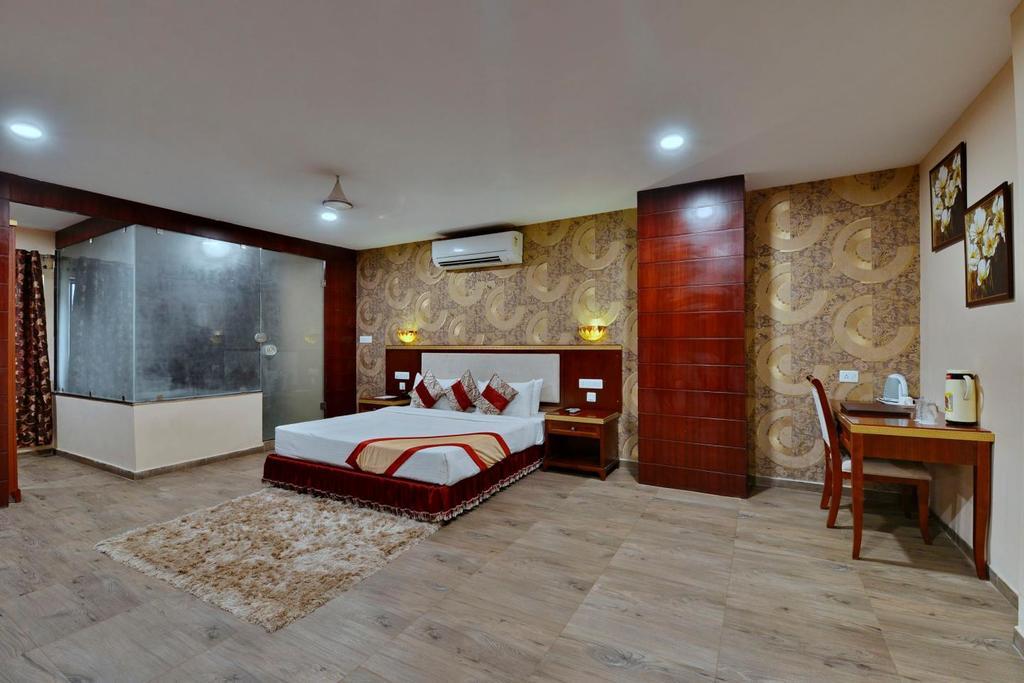 Bilāspur Hotel Silver Oak מראה חיצוני תמונה