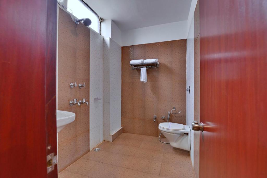 Bilāspur Hotel Silver Oak מראה חיצוני תמונה