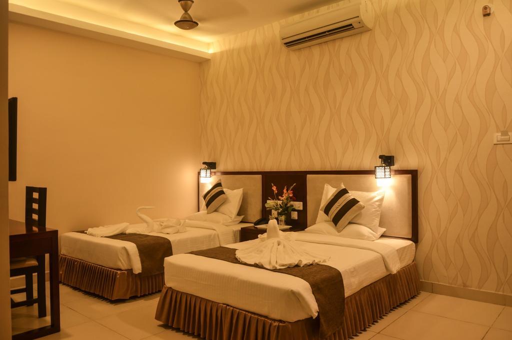 Bilāspur Hotel Silver Oak מראה חיצוני תמונה